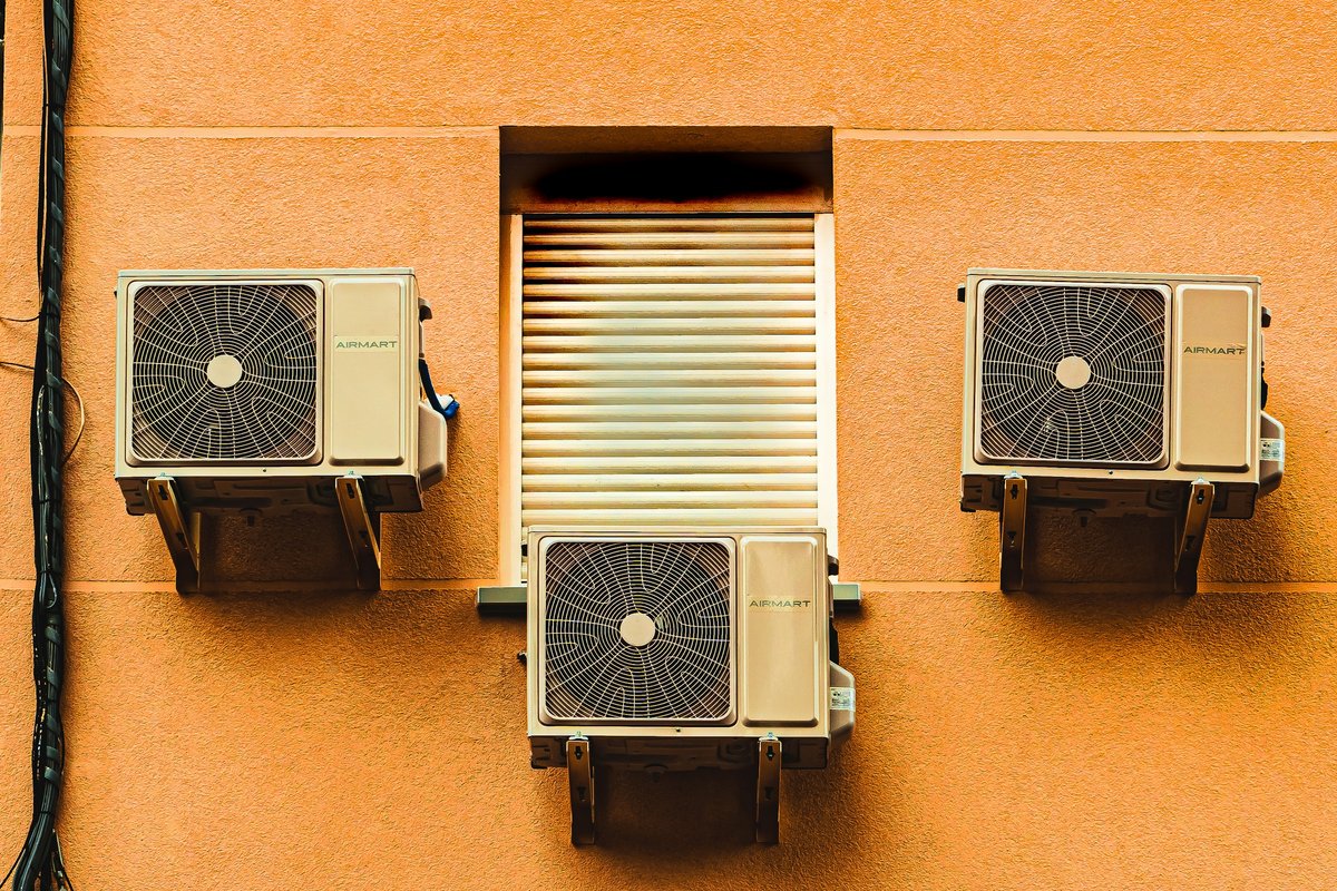 Black and gray box fan